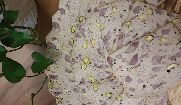 Turkey cold cuts with pistachios